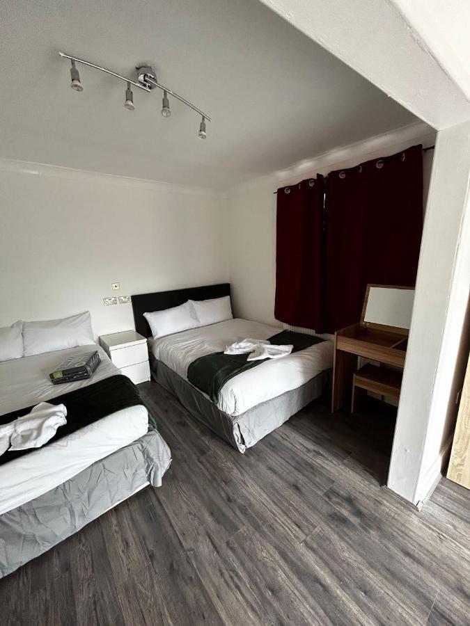 The Ruislip Apartment Extérieur photo