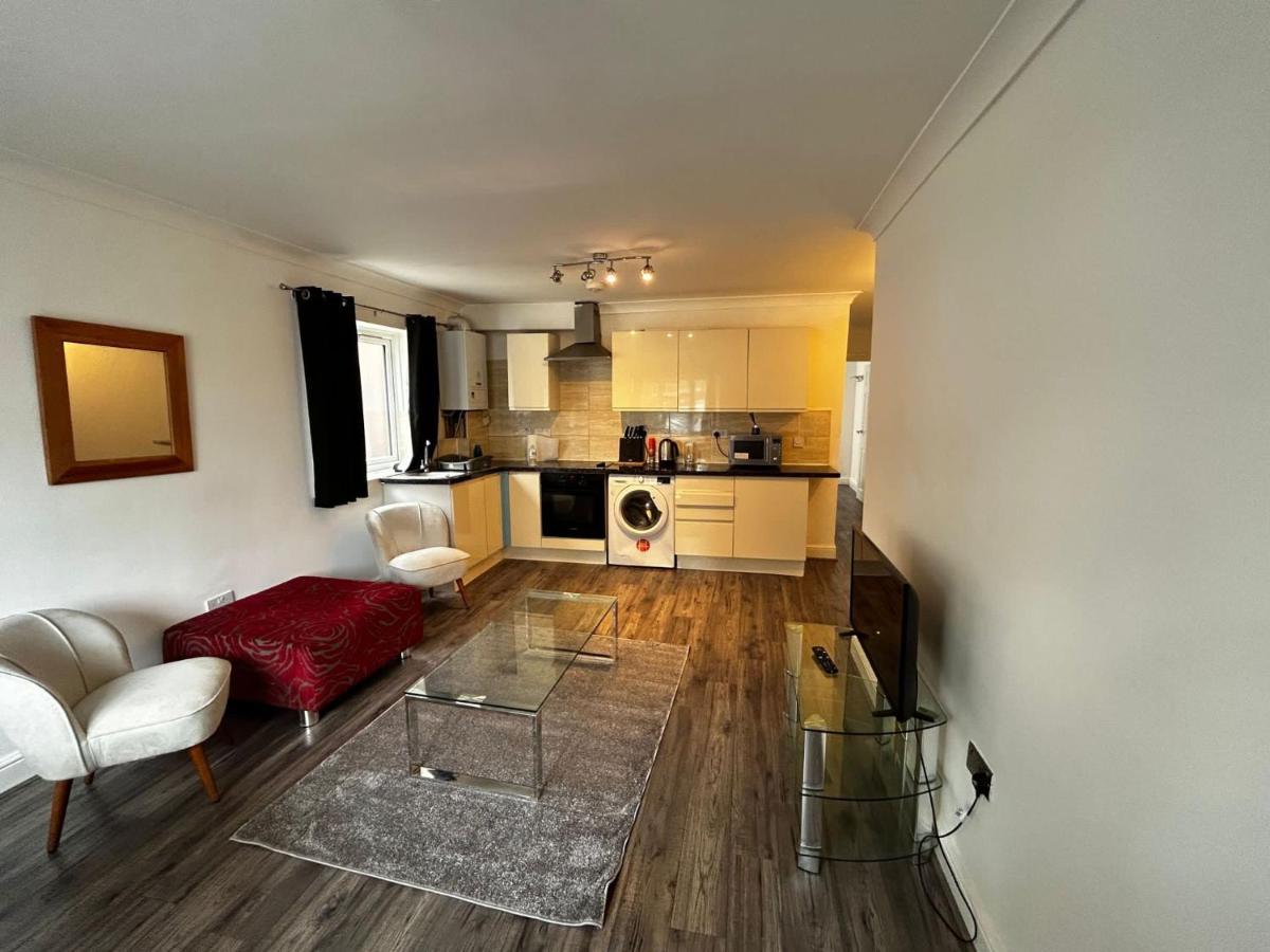 The Ruislip Apartment Extérieur photo